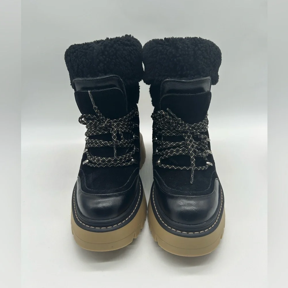 Michael Kors Shiloh Black Leather Faux Shearling Lug Sole Boots US 8.5 NWB